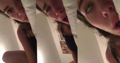 Cute teen girl BEFORE SLEEPING SHE Masturbates PORN AMATEUR Expressions of orgasmic pleasure on her face