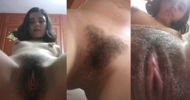 Latina with a very hairy pussy