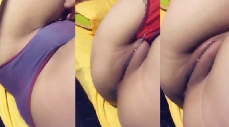 MEXICAN TEEN GIRL TAKES HER PANTIES OFF AND HER PUSSY IS WET