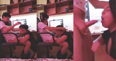 gamer girl giving her boyfriend a blowjob PORN AMATEUR
