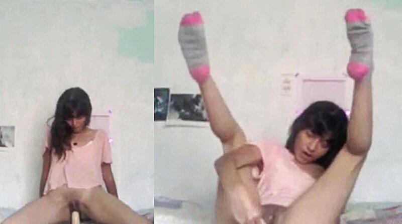 The girl in pink socks enjoying a dildo PORN AMATEUR