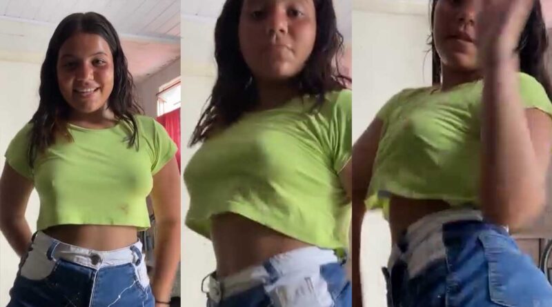 GIRL FROM HONDURAS Chubby TITS JUMPING WITHOUT BRA