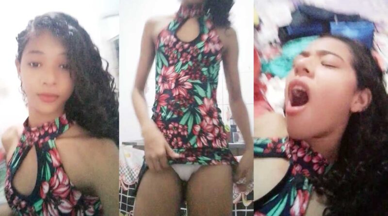 BRAZIL GIRL - Her parents are not at home and she gets horny